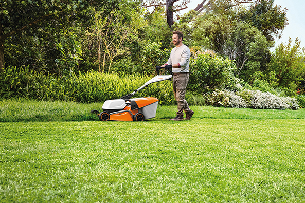 Akku-Rasenmäher STIHL RMA 243 Akku-Rasenmäher STIHL RMA 243